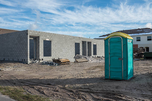 Best Portable bathroom rental  in Altamont, KS